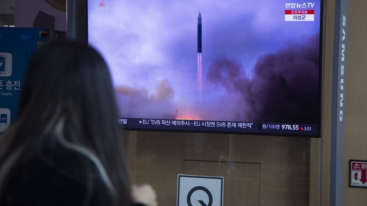 Corea del Norte lanza un misil que activa breves alertas de evacuación en Corea del Sur y Japón