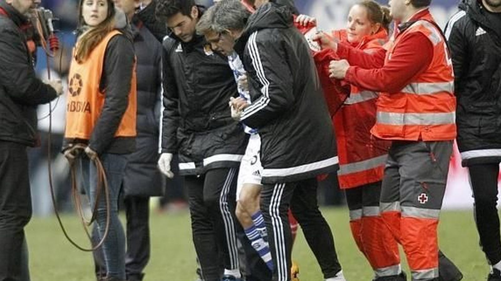 Foto: Capilla se retira lesionado del Calderón 