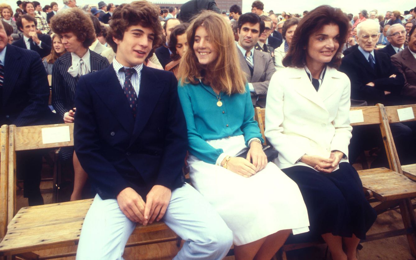  John, Caroline y Jackie Kennedy. (Getty)