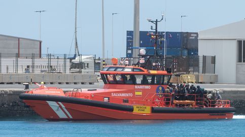Catorce migrantes rescatados en una patera y una embarcación de plástico en Almería y el Estrecho