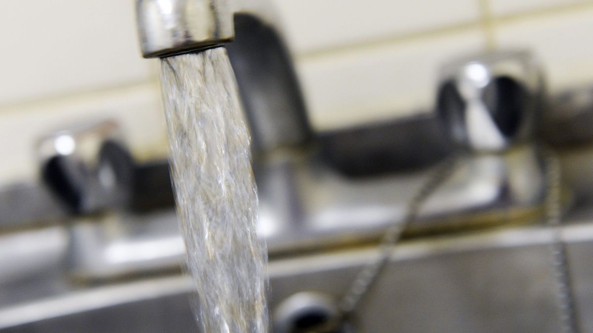 ¿Cuánto pagamos por el consumo de agua? Compare los precios de 28 ciudades 