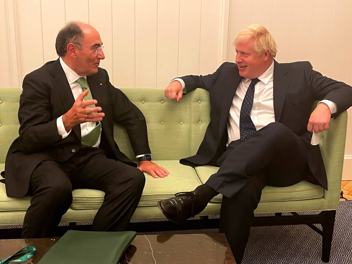 Foto: Fotografía cedida por Iberdrola del primer ministro del Reino Unido, Boris Johnson, y el presidente de la eléctrica, Ignacio Sánchez Galán. 