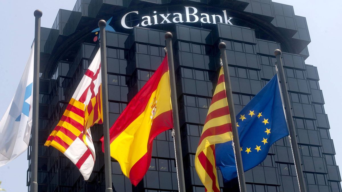 CaixaBank y Sabadell recuperan negocio en Cataluña por primera vez desde el 1-O