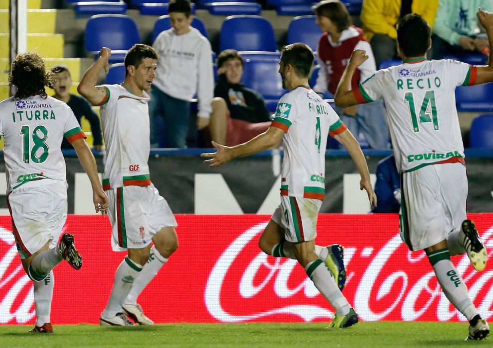 Foto: Piti celebra su gol en el descuento ante el Levante.