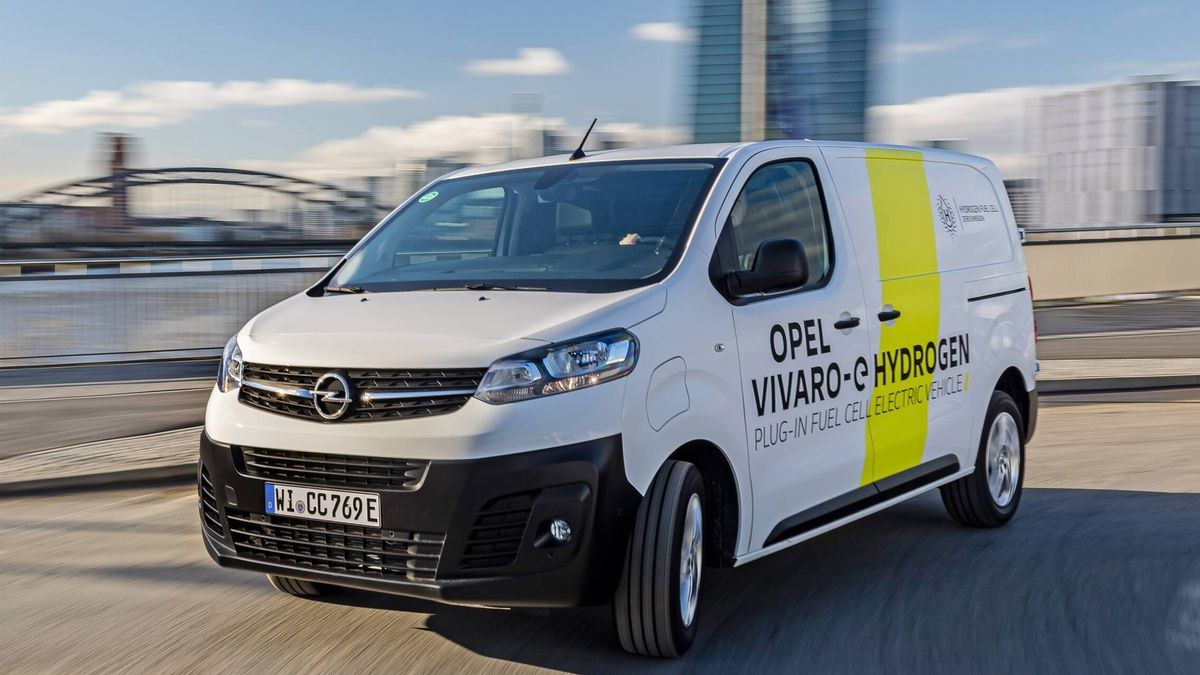 Así es el Opel Vivaro-e 'híbrido' que funciona con batería eléctrica y pila de hidrógeno