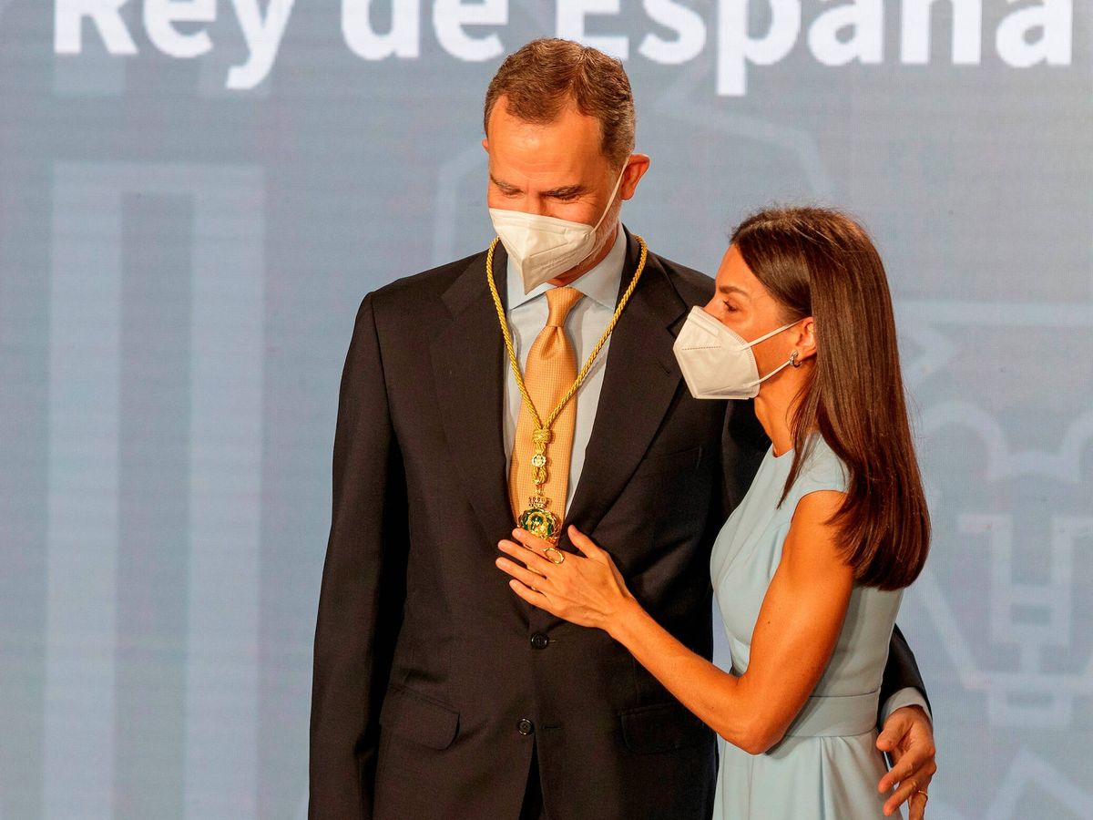 Foto: Los reyes Felipe y Letizia, durante la entrega de la Medalla de Honor de Andalucía. (Limited Pictures)