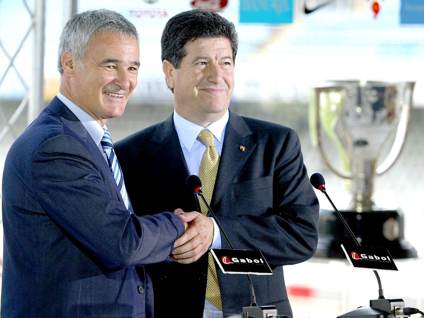 Jaime Ortí junto a Claudio Ranieri. (Cordon Press)
