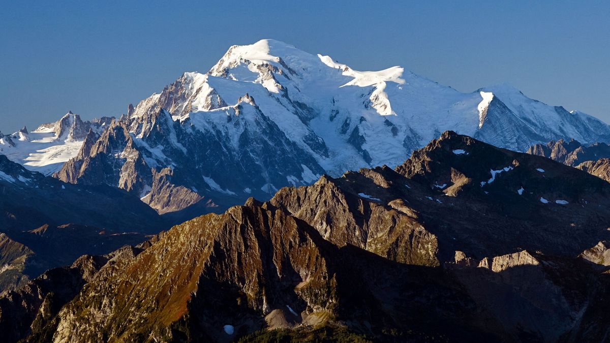 Mueren dos esquiadores por una avalancha en el Mont Blanc, en los Alpes franceses