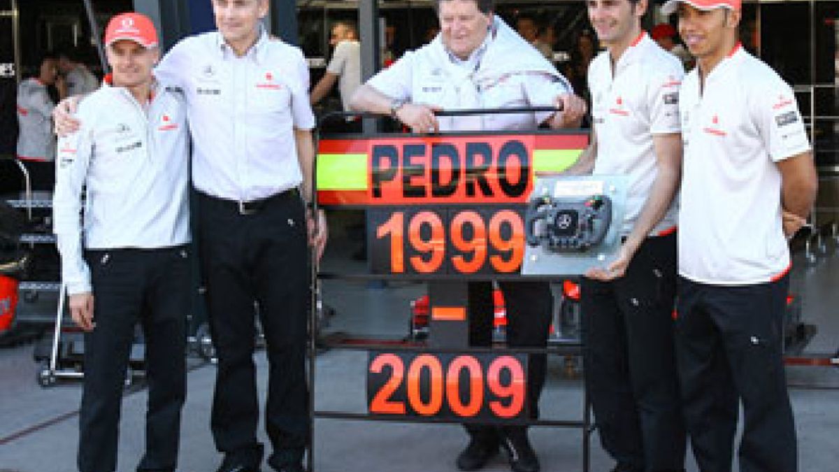 McLaren-Mercedes homenajeó a Pedro Martínez de la Rosa