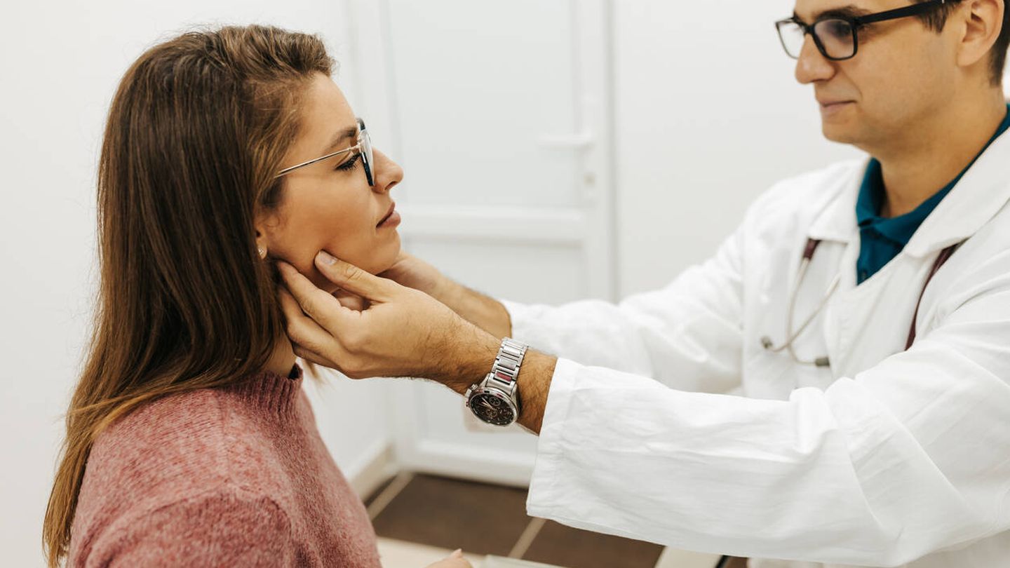Solo un profesional podrá determinar si padecemos hipotiroidismo. (iStock)