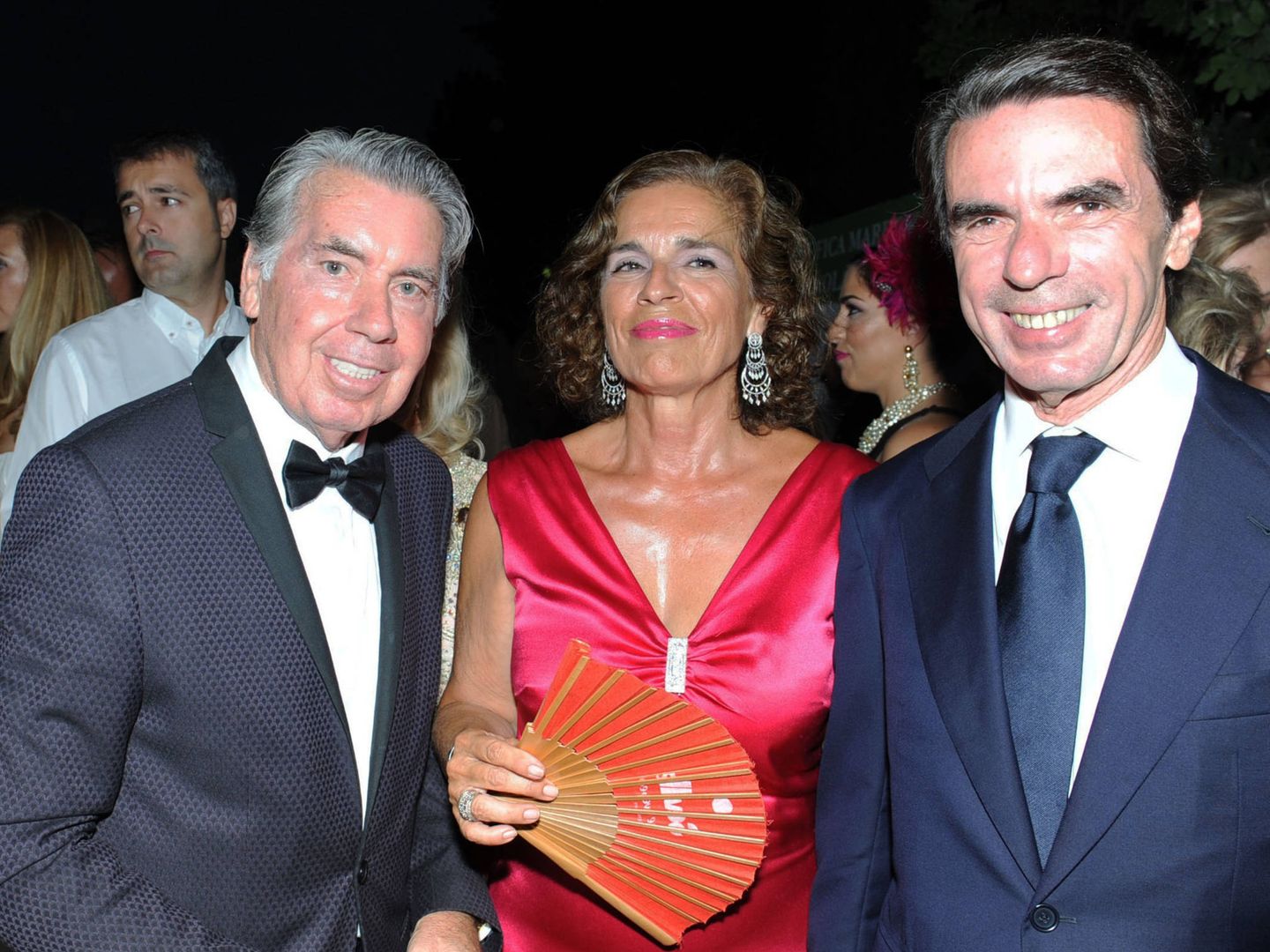 Manolo Santana, Ana Botella y José María Aznar en Marbella en 2015. (Gtres)