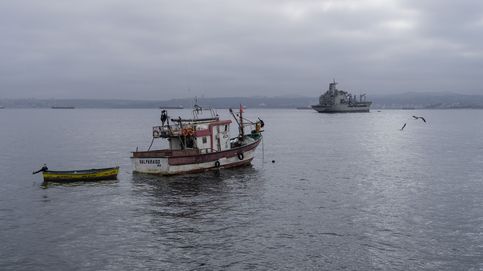 El barco gallego 'Zahara Dos' naufraga cerca de las Fiyi con 19 marineros a bordo, todos rescatados