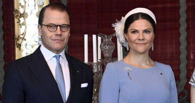 Victoria y Daniel de Suecia, en el Palacio Real de Estocolmo. (Cordon Press)