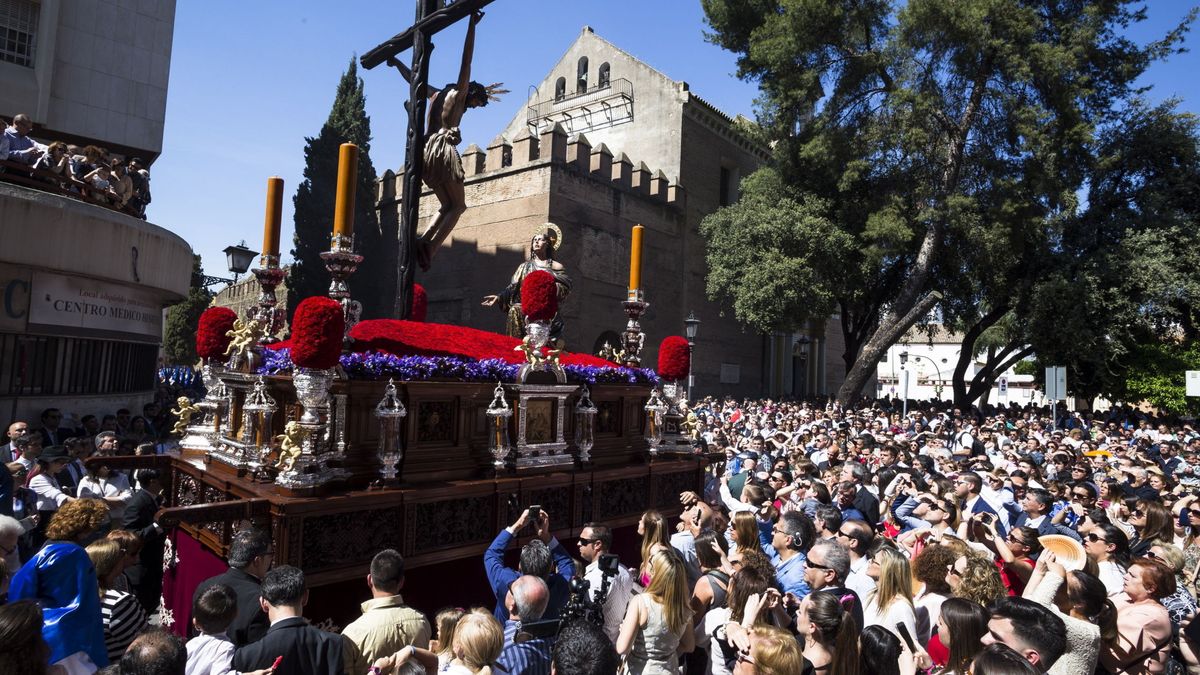 Radiografía de la religión en España: la mitad cree en Dios y los ateos son un 15,6%