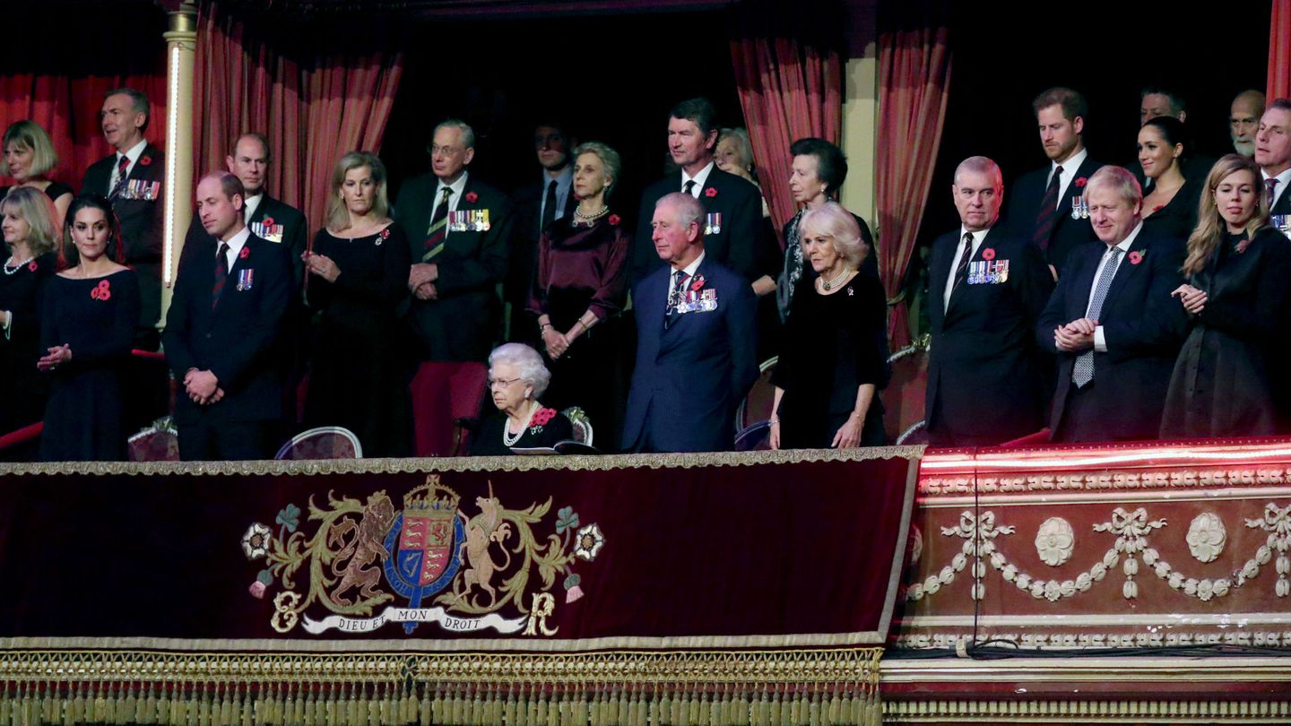 La familia real británica, en el Royal Albert Hall. (Reuters)