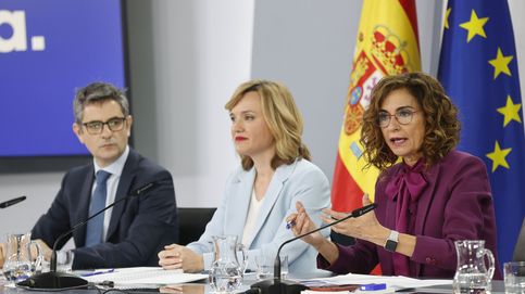 El Gobierno reprocha al juez que cite a Begoña Gómez en plena campaña electoral