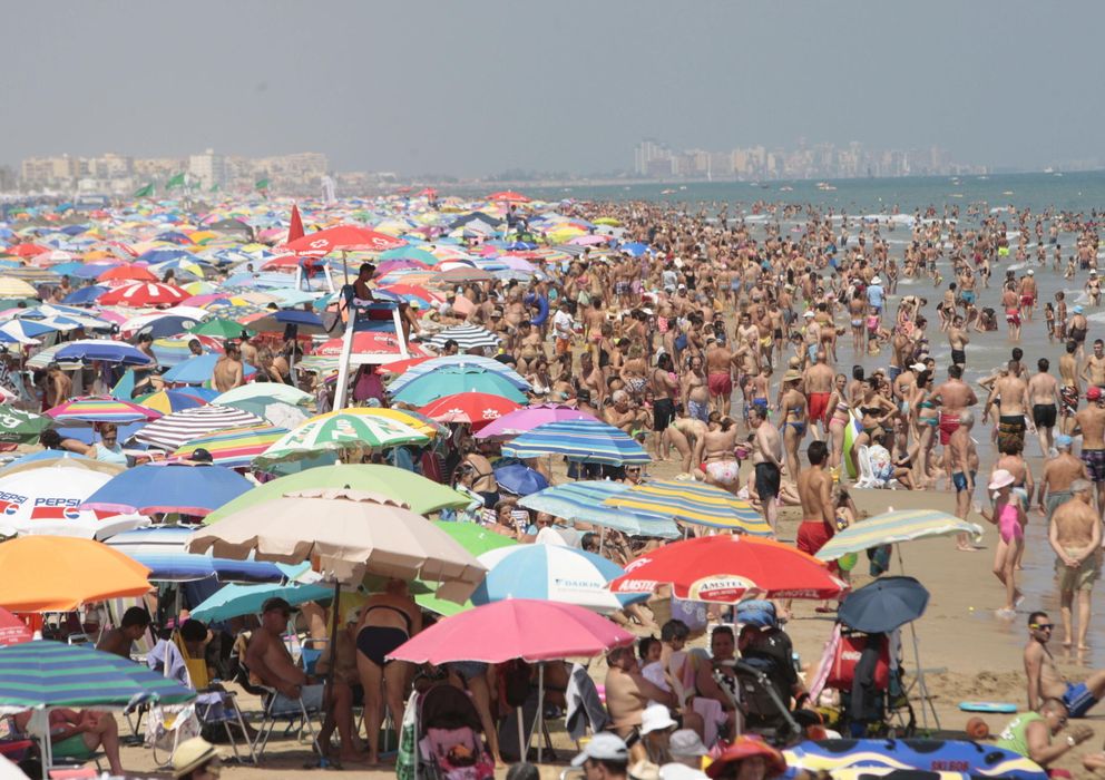 Foto: La Comunidad Valenciana recibió el pasado mes más de 842.000 turistas extranjeros. (Efe/Rubén Francés)