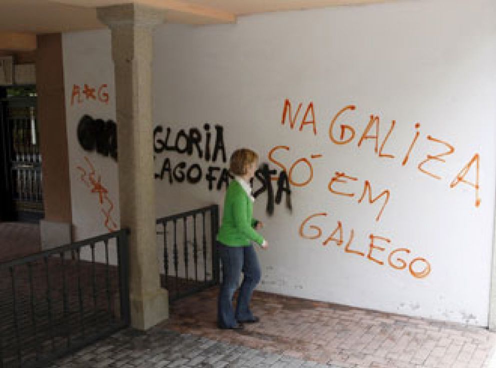 Foto: Gloria Lago, presidenta de Galicia Bilingüe, reclama a Feijóo protección ante los violentos