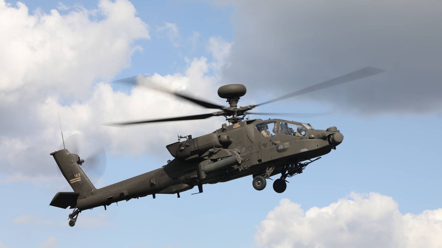 AH-64D Apache (US ARMY)