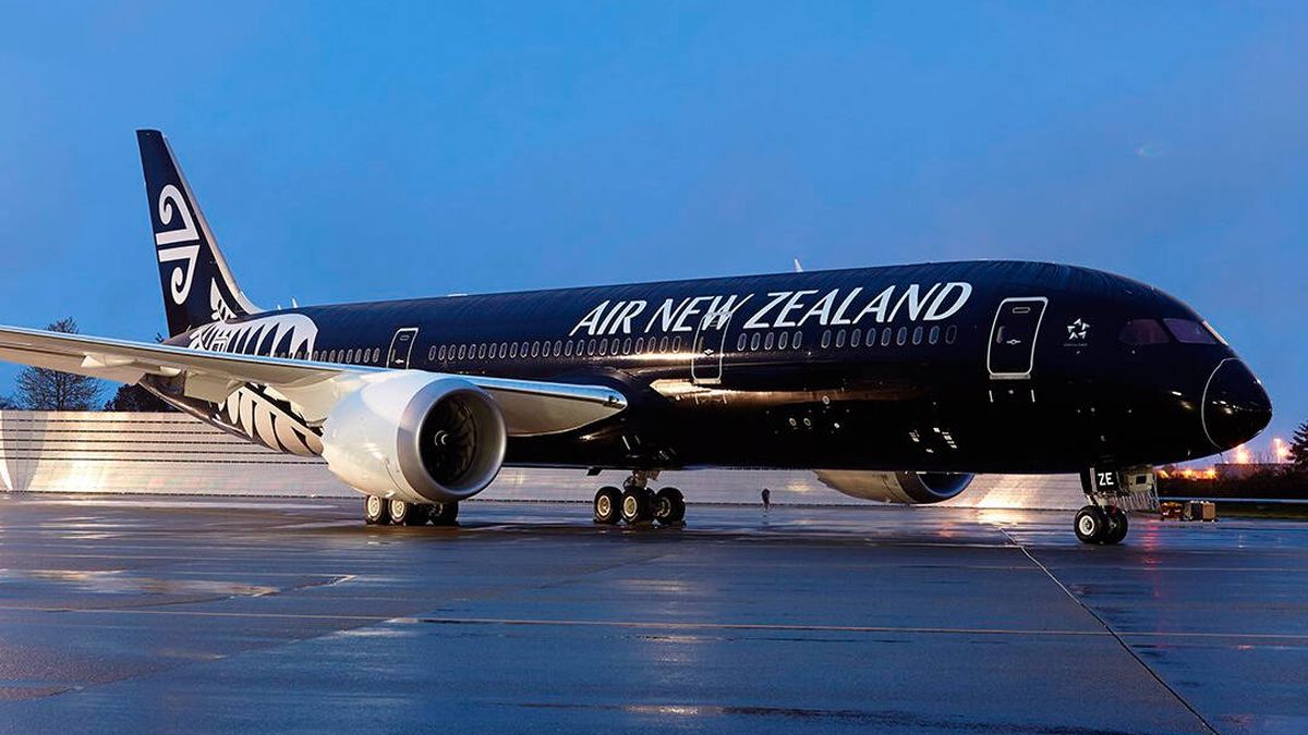 El vuelo que salió de Auckland y aterrizó 16 horas después… en Auckland