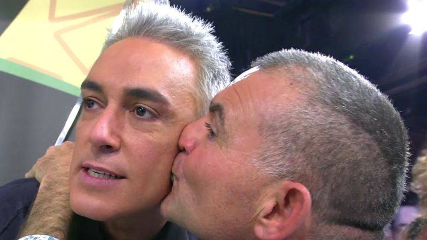 Kiko Hernández y Koala se reconciliaron con un beso en la mejilla. (Telecinco)