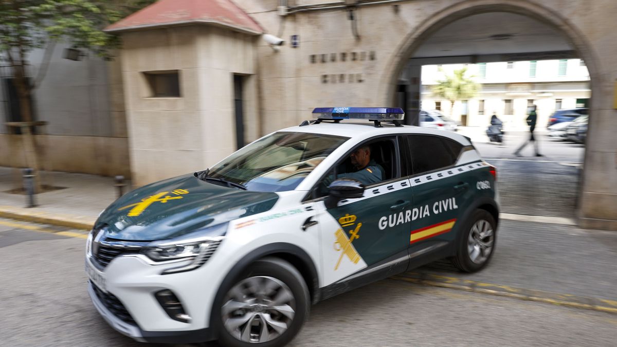 Liberan a una mujer y su hijo tras dos meses  retenidos por su pareja en un hotel de Castellón
