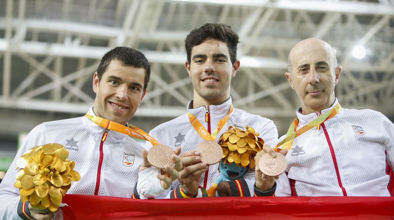 El equipo español de ciclismo en pista (Mikael Helsing/EFE)
