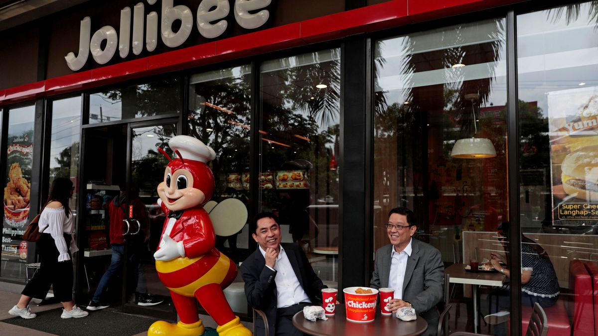  Jollibee, gigante filipino de comida rápida, llega a España e invertirá 10 M
