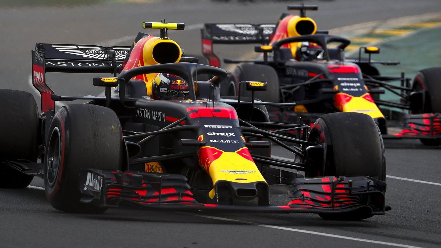 La templanza de Ricciardo ganó de nuevo a Verstappen en Albert Park. (EFE)