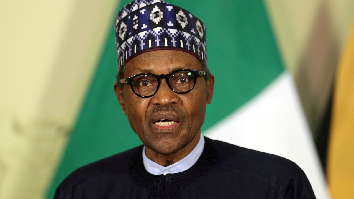 Nigeria ordena a sus fuerzas de seguridad disparar a aquellos que porten ilegalmente AK-47