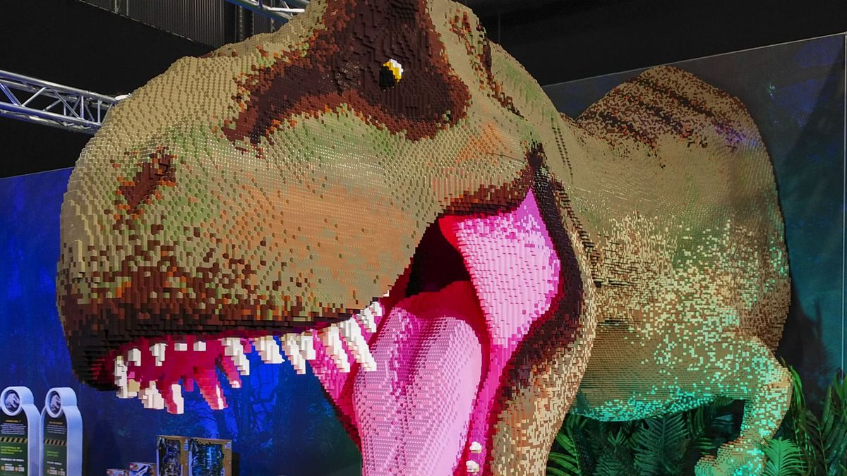 Así es la exposición de LEGO con dinosaurios en Madrid: qué se puede ver y precios de las entradas