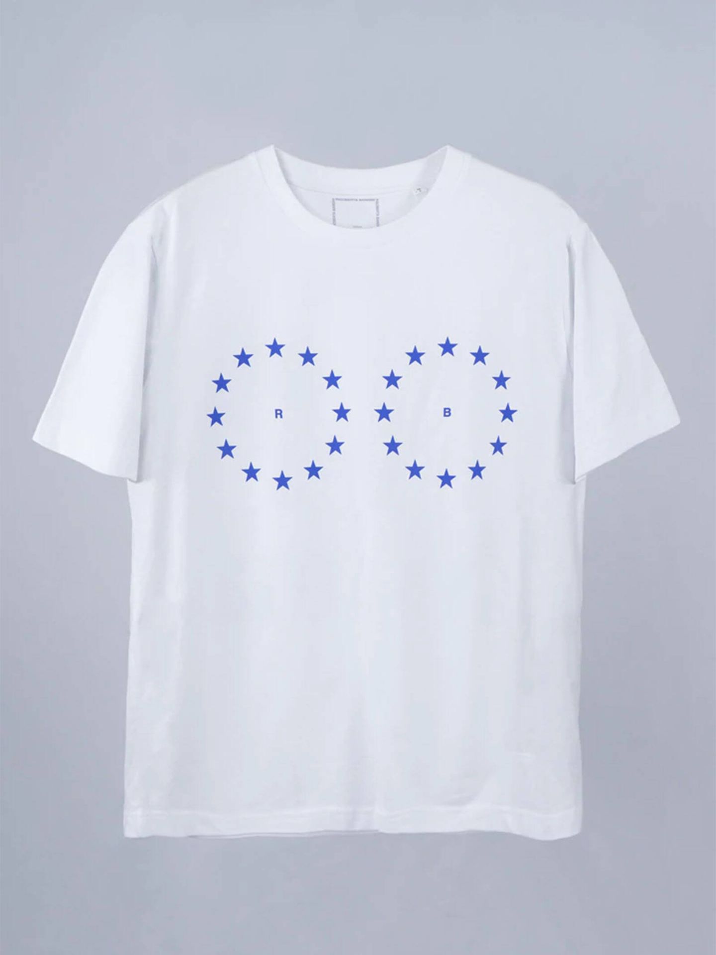 Una de las camisetas que ha lanzado Rigoberta Bandini. (Cortesía)