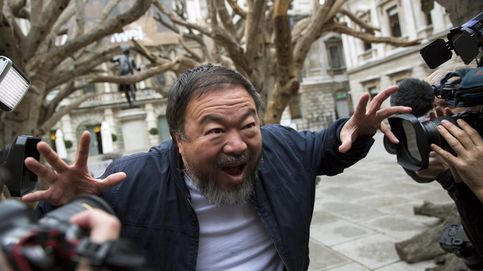 Ai Weiwei tira de la manta 