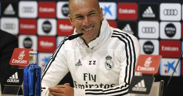 Foto: Zinédine Zidane, en una rueda de prensa. (EFE)