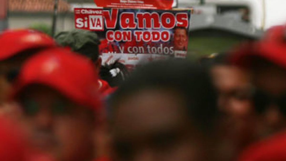 Chávez prepara la ruptura definitiva de relaciones con Colombia