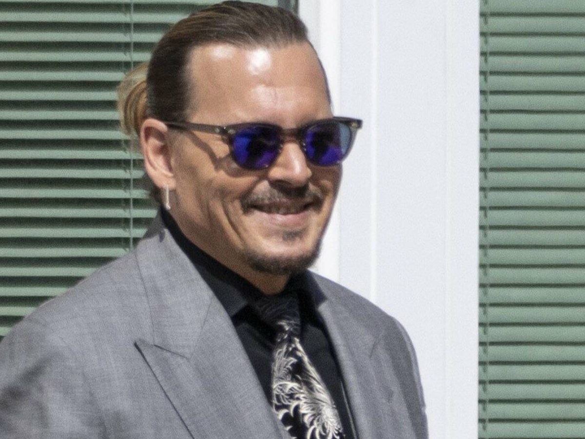 Foto: Johnny Depp, a la salida de la corte de Virginia. (Cordon Press)