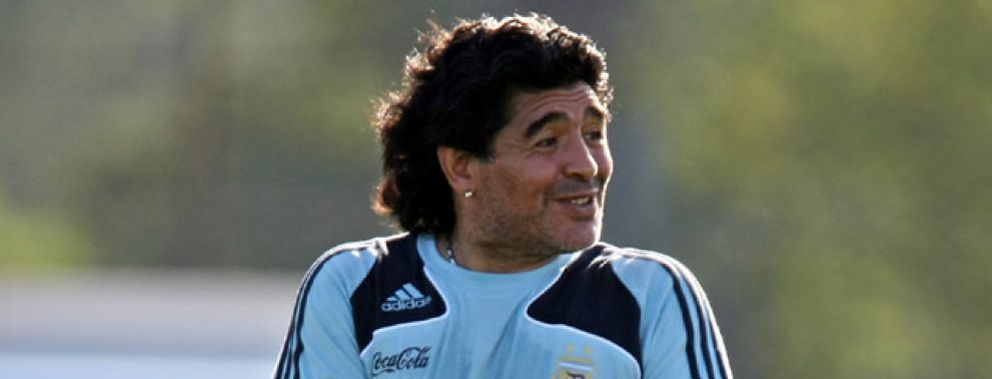 Foto: Maradona debe 37 millones de euros al fisco italiano