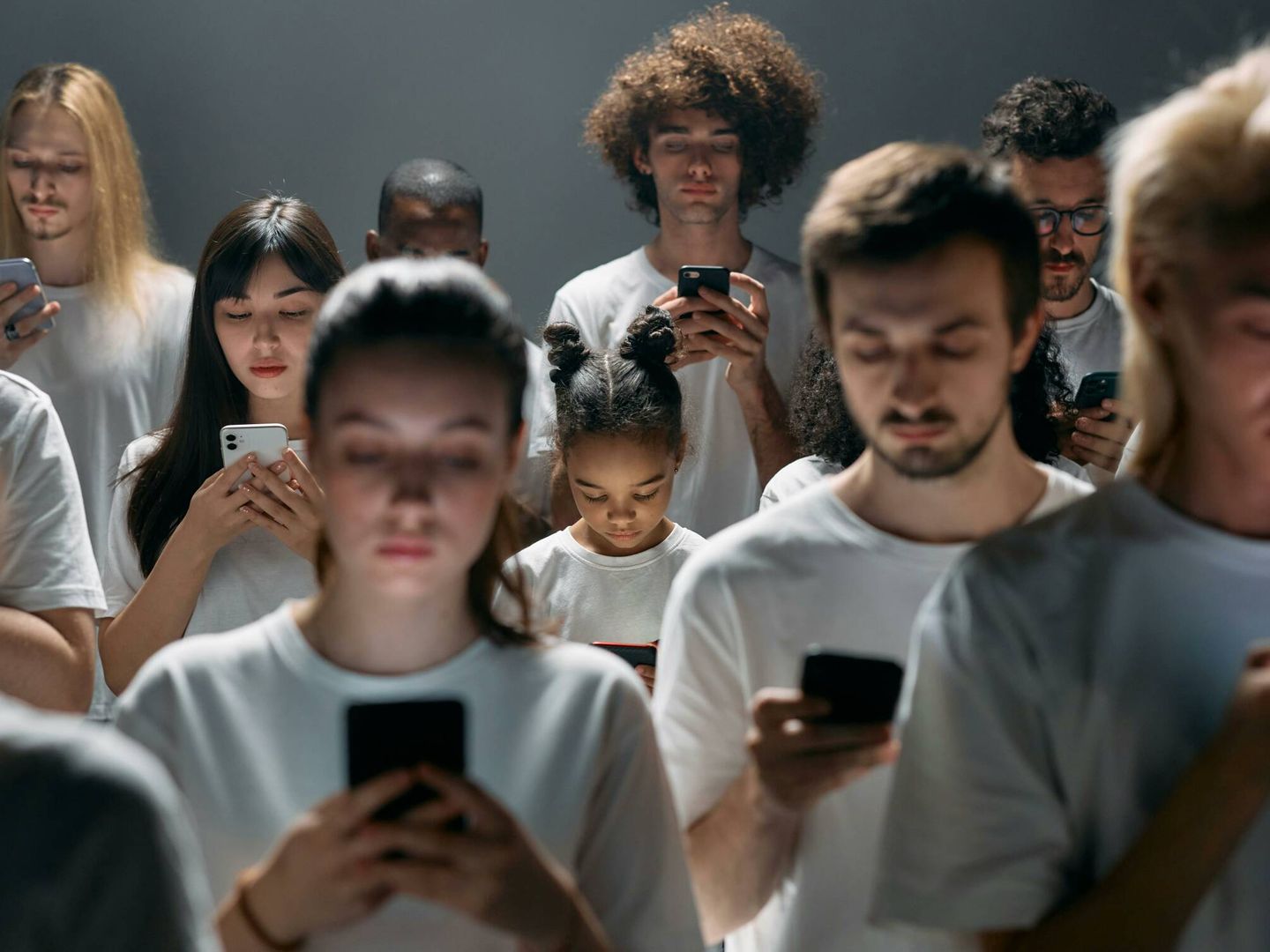 Estos son algunos de los síntomas disociativos que experimentamos ...