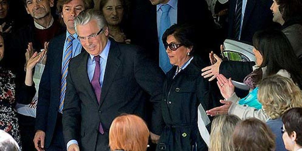 Foto: La mujer de Garzón ingresó 300.000 euros un mes después de que el juez llegara a EEUU