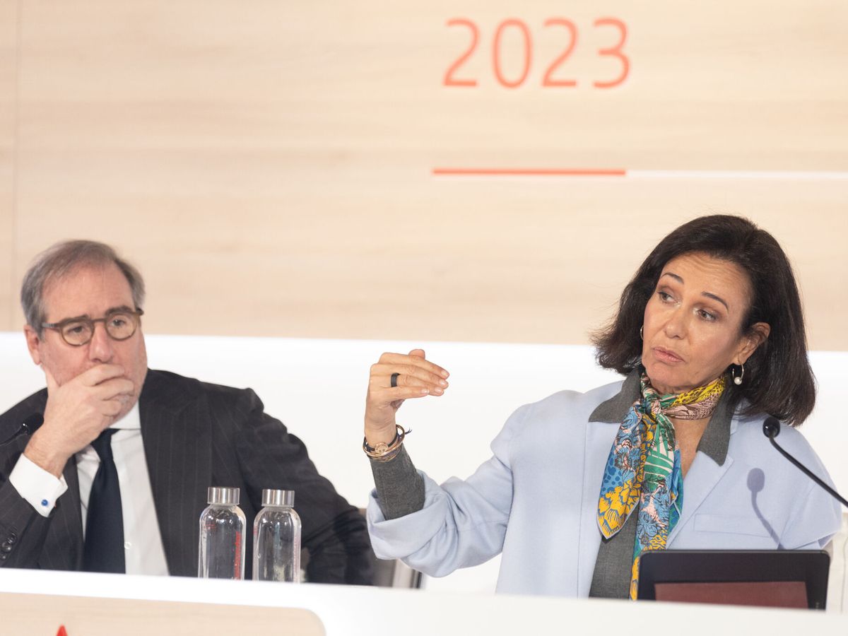 Foto: Ana Botín (i), presidenta de Santander, y el CEO, Héctor Grisi (d). (Europa Press/Eduardo Parra)
