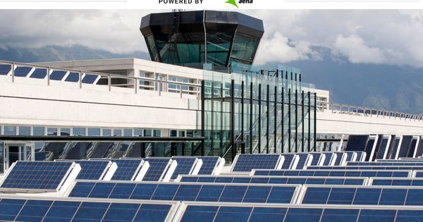Foto: Placas solares en el Aeropuerto de La Palma.