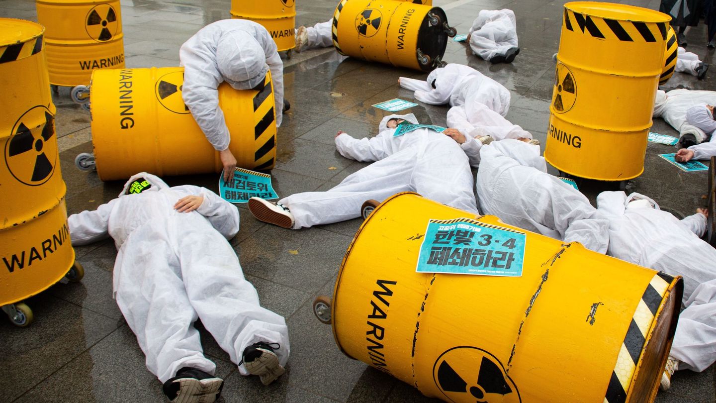 Acción de denuncia en Seul sobre los efectos nocivos de los residuos nucleares (EFE)