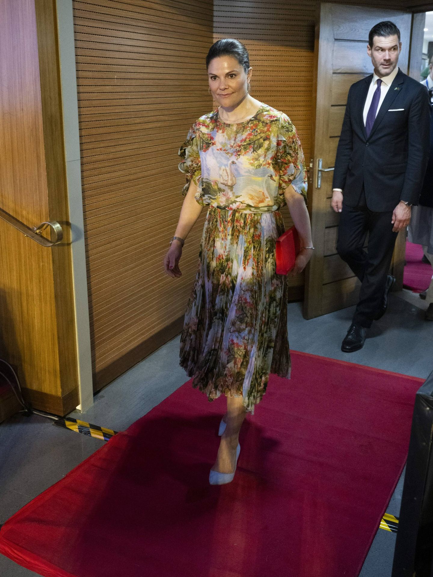 La princesa Victoria de Suecia, en Bangladesh. (Cordon Press)