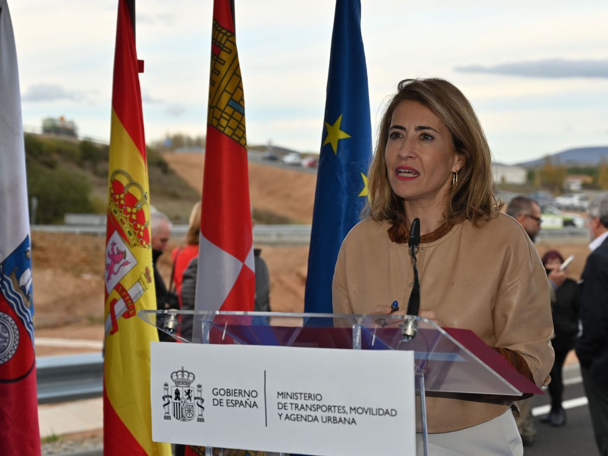 Foto: La ministra de Transportes, Movilidad y Agenda Urbana, Raquel Sánchez. (EFE/Almudena Álvarez)