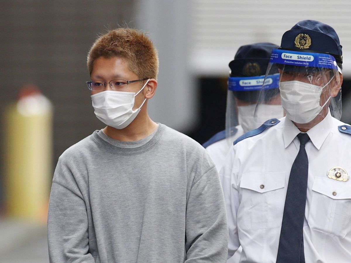 Foto: El joven de 24 años que se disfrazó del Joker para incendiar un tren en Tokio y atacar a los pasajeros. Foto: Reuters