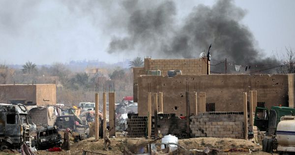 Foto: Al Baguz, castigado por la artillería kurda, el 10 de marzo de 2019. (Reuters)
