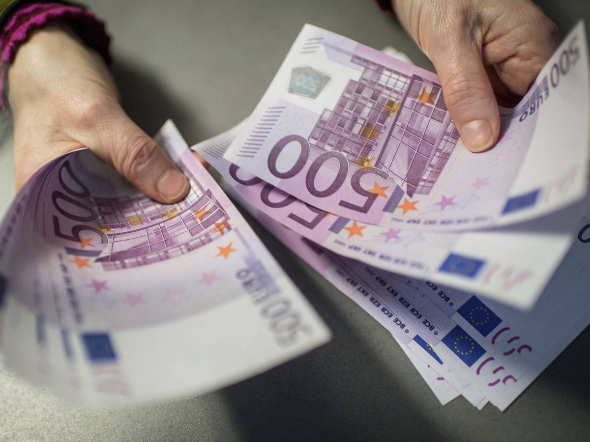 Foto: Los billetes de 500 euros dejaron de emitirse en 2019 (EFE/Matthias Balk)