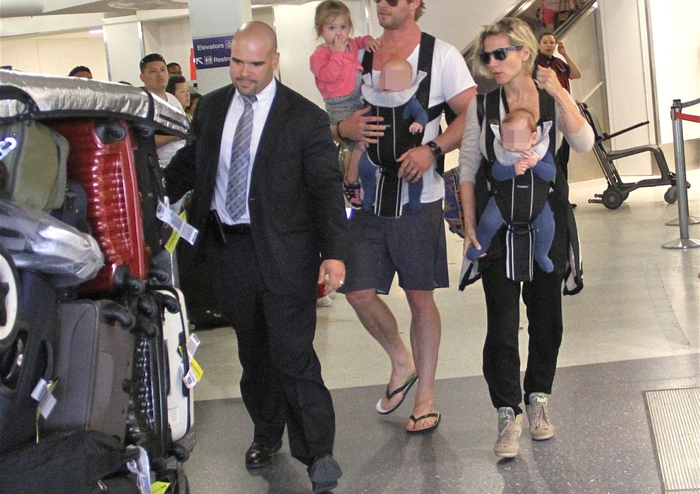 Foto: Chris Hemsworth y Elsa Pataky con sus tres hijos, en una imagen de archivo (Gtres)
