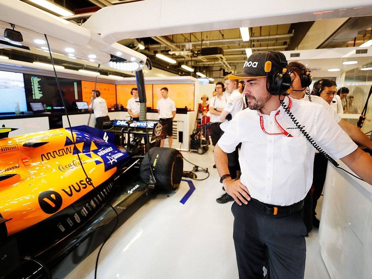 Foto: Fernando Alonso estuvo en el GP de Abu Dabi con McLaren. (McLaren)