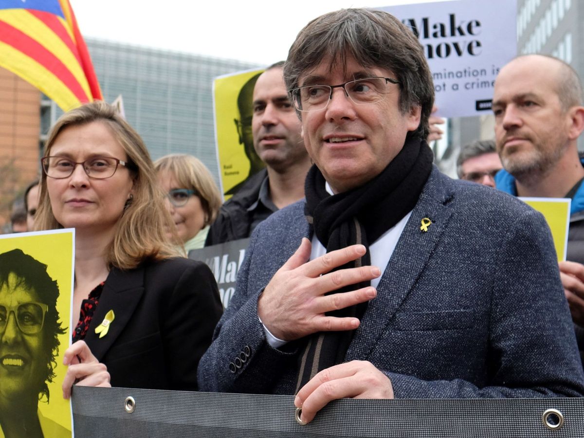 Foto: Carles Puigdemont, en una concentración soberanista en Bruselas. (Reuters)